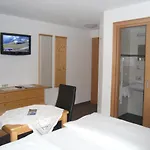 Bed & Breakfast Gruenwaldhof 3*