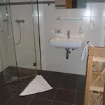 Gruenwaldhof Bed & Breakfast Tux