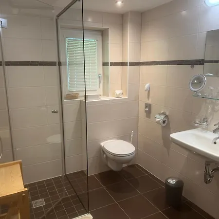 Gruenwaldhof Couette-café 3*