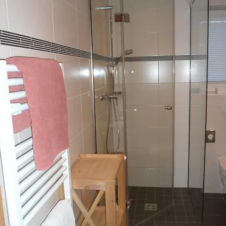 לינה וארוחת בוקר Gruenwaldhof טוקס