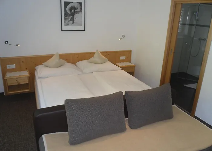 Couette-café Gruenwaldhof 3*