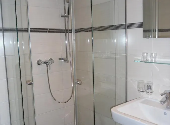 Couette-café Gruenwaldhof 3*