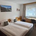 Bed & Breakfast Gruenwaldhof 3*