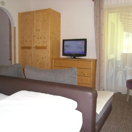 Bed & Breakfast Gruenwaldhof Tux